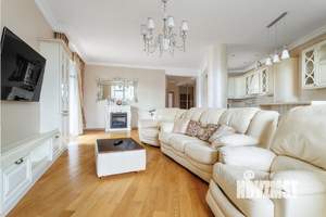 3-к квартира, вторичка, 135м2, 4/16 этаж