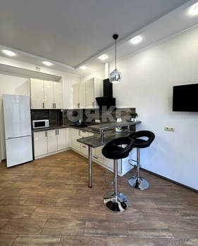 1-к квартира, вторичка, 71м2, 1/8 этаж