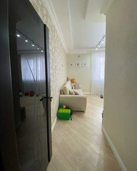 2-к квартира, вторичка, 72м2, 3/5 этаж