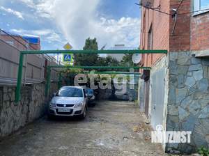 2-к квартира, вторичка, 39м2, 1/4 этаж