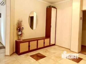 4-к квартира, вторичка, 145м2, 2/7 этаж