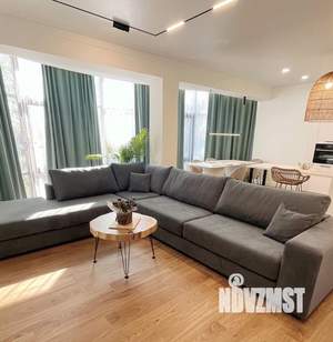 2-к квартира, вторичка, 104м2, 2/3 этаж