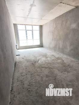 4-к квартира, вторичка, 130м2, 1/7 этаж