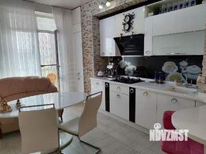 2-к квартира, вторичка, 80м2, 3/8 этаж