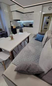 2-к квартира, вторичка, 65м2, 7/7 этаж