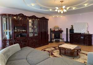 4-к квартира, вторичка, 145м2, 3/4 этаж