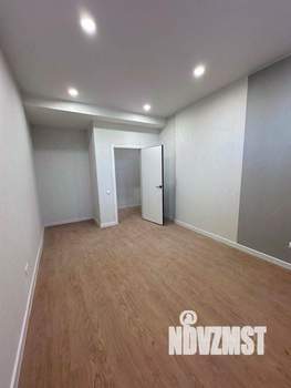 2-к квартира, вторичка, 33м2, 1/6 этаж