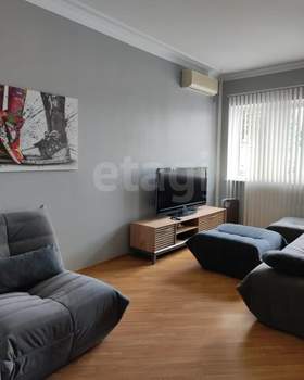 2-к квартира, вторичка, 84м2, 1/2 этаж