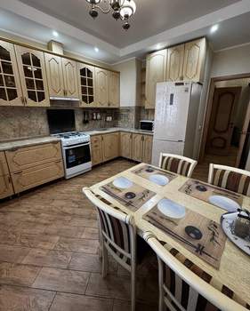 3-к квартира, вторичка, 106м2, 6/7 этаж