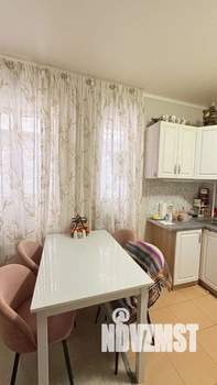 2-к квартира, вторичка, 46м2, 1/4 этаж