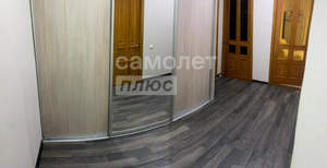 2-к квартира, вторичка, 58м2, 1/10 этаж