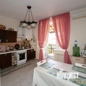 6-к квартира, вторичка, 200м2, 3/4 этаж