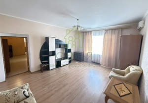 1-к квартира, вторичка, 63м2, 4/4 этаж