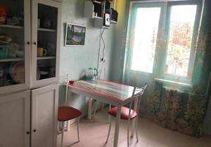 2-к квартира, вторичка, 62м2, 1/9 этаж