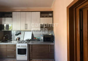 2-к квартира, вторичка, 71м2, 1/4 этаж