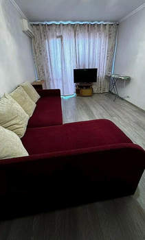 2-к квартира, вторичка, 46м2, 8/9 этаж