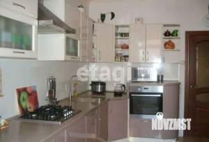 2-к квартира, вторичка, 74м2, 2/5 этаж