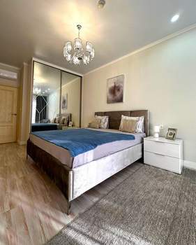 1-к квартира, вторичка, 111м2, 1/5 этаж