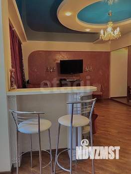 Студия квартира, вторичка, 53м2, 10/10 этаж