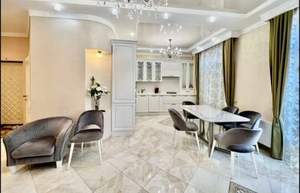 2-к квартира, вторичка, 72м2, 1/5 этаж