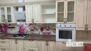 2-к квартира, вторичка, 63м2, 1/7 этаж