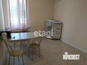 1-к квартира, вторичка, 61м2, 1/4 этаж