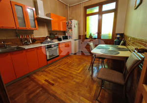 4-к квартира, вторичка, 111м2, 1/5 этаж