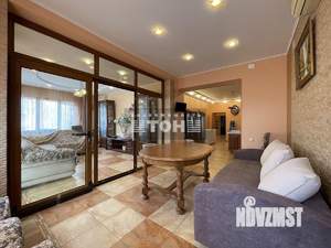 3-к квартира, вторичка, 145м2, 2/6 этаж