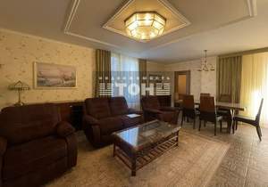 4-к квартира, вторичка, 210м2, 2/6 этаж