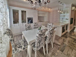 2-к квартира, вторичка, 130м2, 2/6 этаж