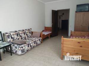 2-к квартира, вторичка, 70м2, 1/3 этаж