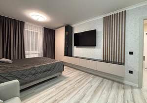 2-к квартира, вторичка, 62м2, 12/16 этаж