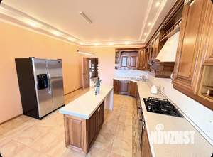 4-к квартира, вторичка, 145м2, 3/5 этаж