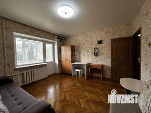 2-к квартира, вторичка, 65м2, 1/9 этаж