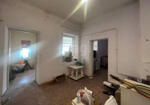 2-к квартира, вторичка, 37м2, 1/1 этаж
