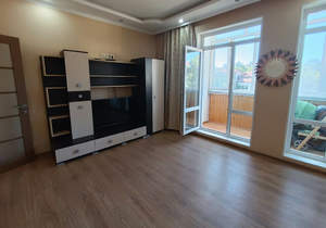 2-к квартира, вторичка, 80м2, 2/4 этаж