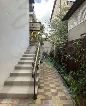 2-к квартира, вторичка, 70м2, 2/2 этаж