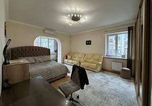 1-к квартира, вторичка, 76м2, 1/5 этаж