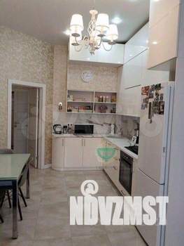 Студия квартира, вторичка, 71м2, 1/8 этаж