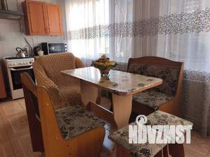 2-к квартира, вторичка, 54м2, 2/2 этаж