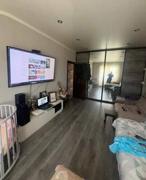 2-к квартира, вторичка, 50м2, 1/9 этаж