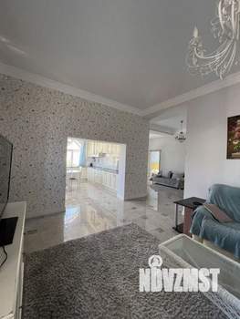 4-к квартира, вторичка, 136м2, 3/3 этаж