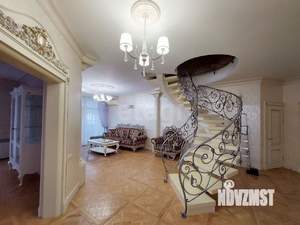 4-к квартира, вторичка, 169м2, 10/11 этаж