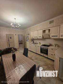 4-к квартира, вторичка, 170м2, 2/3 этаж