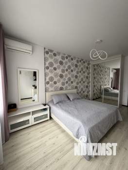 Студия квартира, вторичка, 65м2, 1/8 этаж