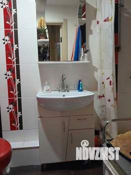 2-к квартира, вторичка, 49м2, 1/5 этаж