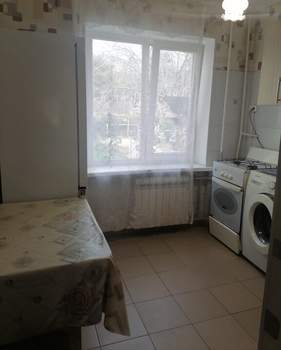 3-к квартира, вторичка, 60м2, 1/5 этаж