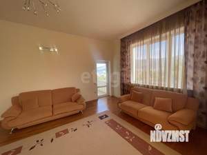 3-к квартира, вторичка, 97м2, 3/3 этаж