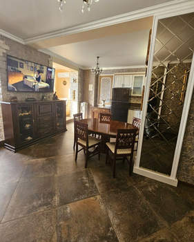 3-к квартира, вторичка, 100м2, 1/8 этаж