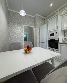 2-к квартира, вторичка, 58м2, 2/4 этаж